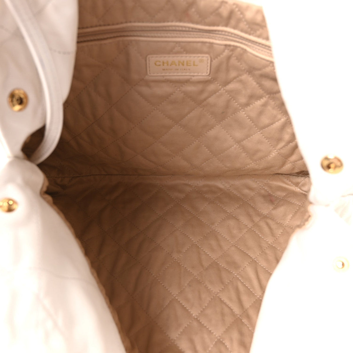 Shiny Calfskin Quilted Chanel 22 White