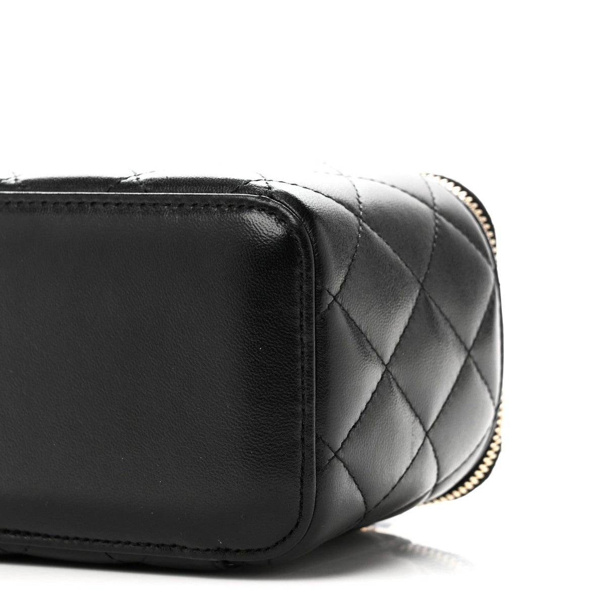 Lambskin Quilted Small Vanity Case With Chain Black