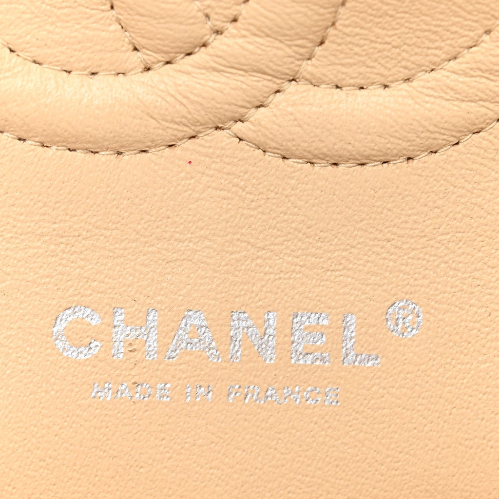 Caviar Quilted Medium Double Flap Beige Clair