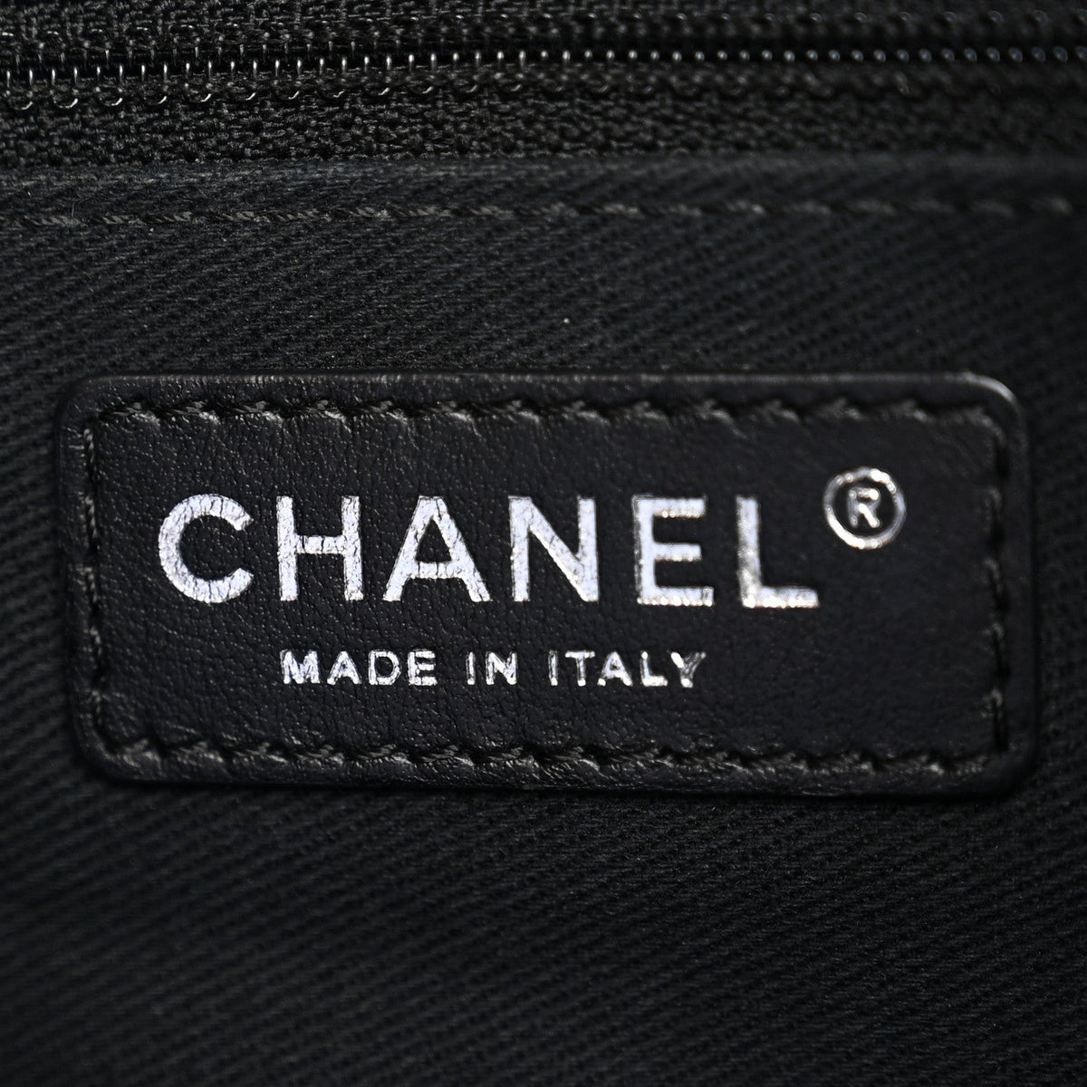 Grained Calfskin CC Pocket Tote Black
