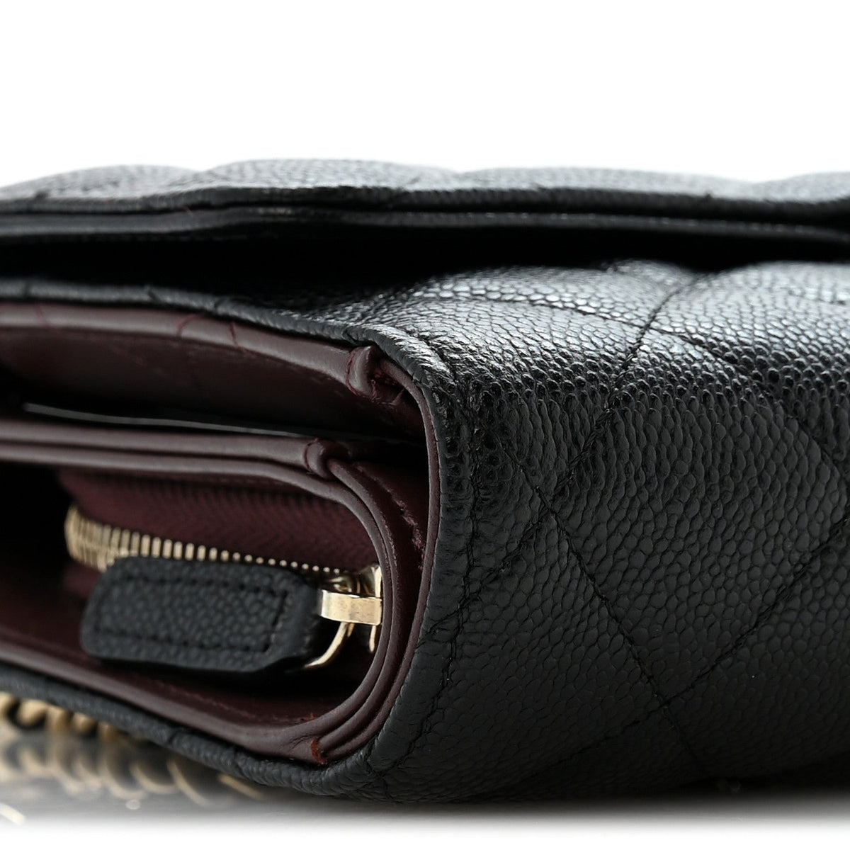 Caviar Quilted Compact Wallet On Chain WOC Black